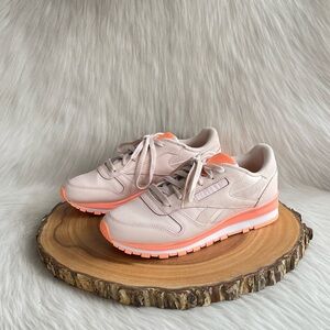 Reebok Women's Sneakers in Pink and Orange